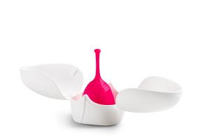 Tulipa ® Menstrual cup  - tulipa tasse+box geoeffnet